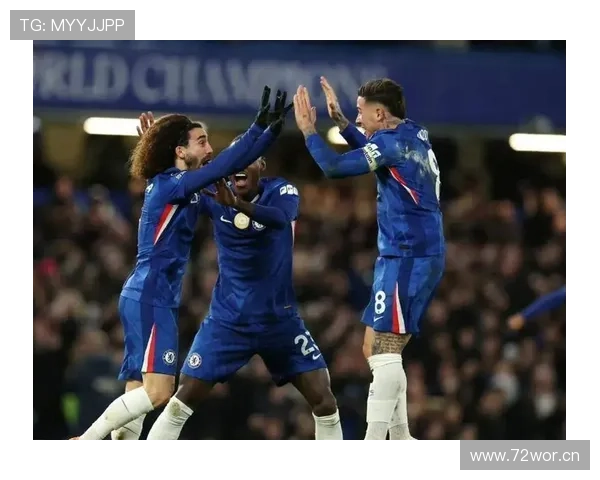 曼联争四形势持续变化,能否稳定保持英超积分榜前四位置已成关键 曼联争四形势持续变化,能否稳定保持英超积分榜前四位置已成关键