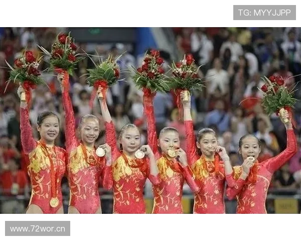 蔡赟当年比赛赢了就去吃十块钱盒饭，现在住的别墅连车库都比我家客厅大