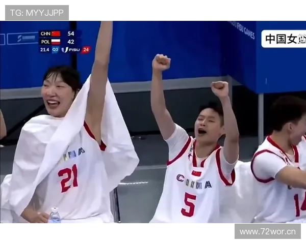 韩旭上场像坦克，场下像拿着香槟的社交女王，这差距我真服